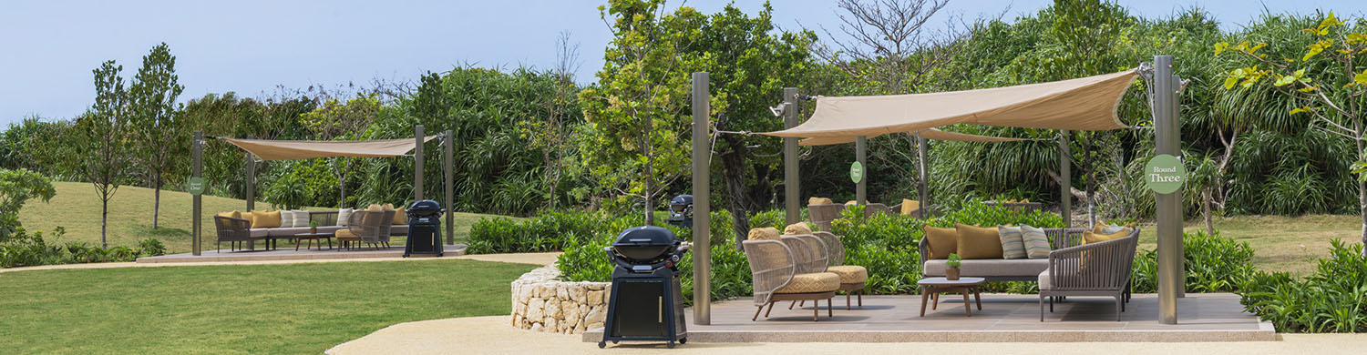 THE ROUND ACTIVITY LAWN